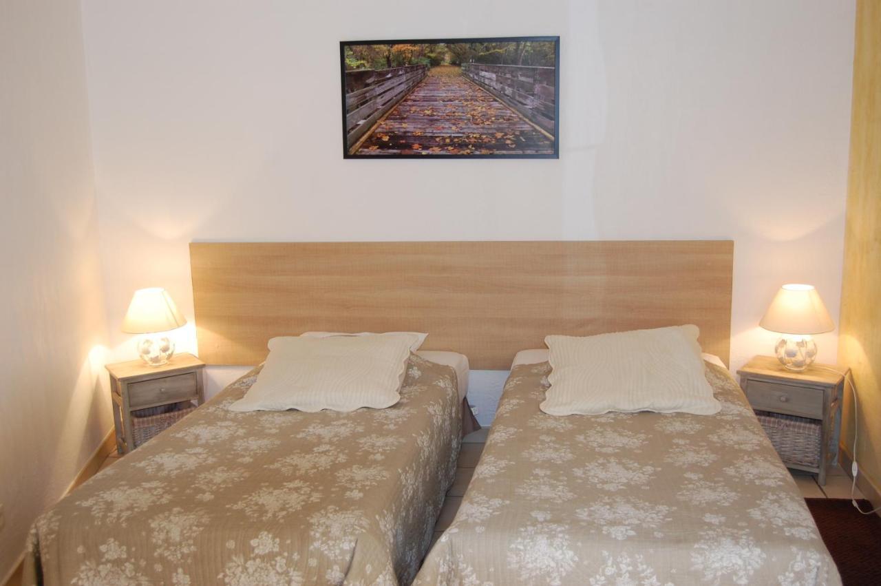 Auberge Du Bord Des Eaux - Demi-Pension Assuree Sur Reservation Saint-Amand-les-Eaux Zewnętrze zdjęcie