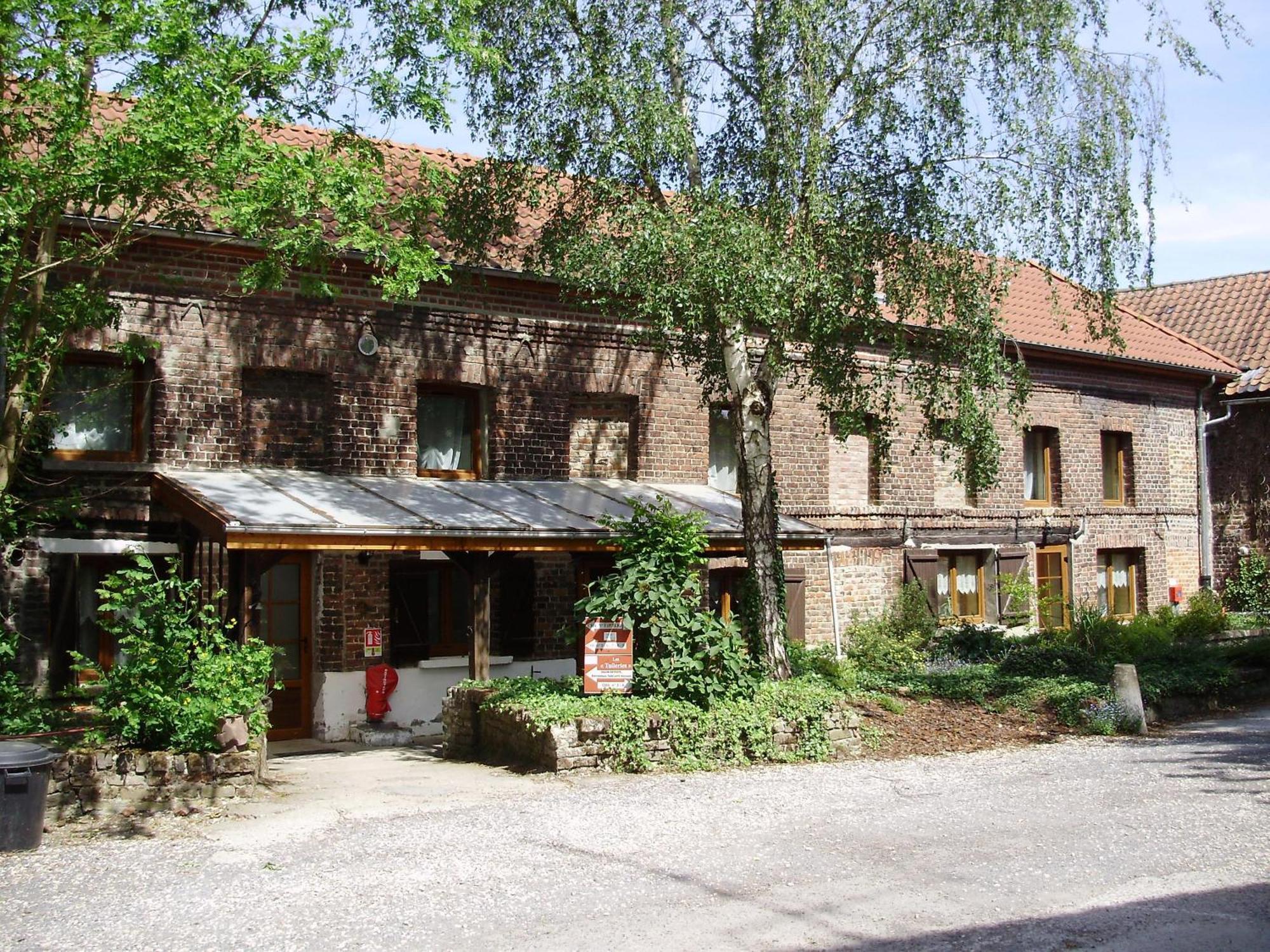 Auberge Du Bord Des Eaux - Demi-Pension Assuree Sur Reservation Saint-Amand-les-Eaux Zewnętrze zdjęcie