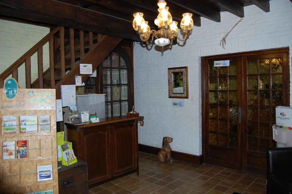 Auberge Du Bord Des Eaux - Demi-Pension Assuree Sur Reservation Saint-Amand-les-Eaux Zewnętrze zdjęcie