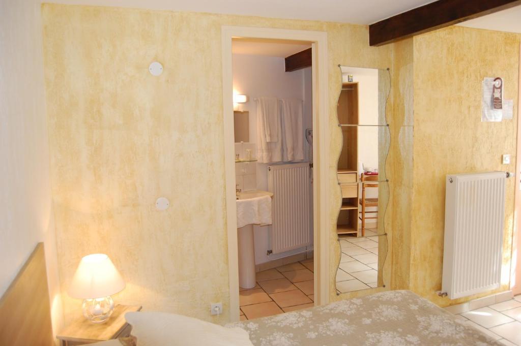Auberge Du Bord Des Eaux - Demi-Pension Assuree Sur Reservation Saint-Amand-les-Eaux Pokój zdjęcie