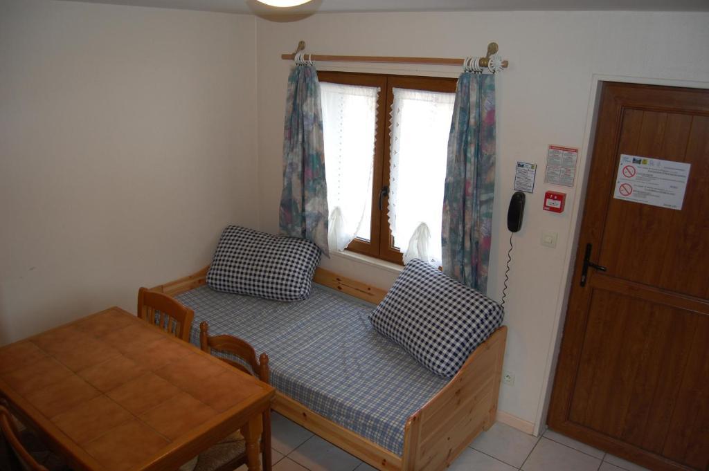 Auberge Du Bord Des Eaux - Demi-Pension Assuree Sur Reservation Saint-Amand-les-Eaux Pokój zdjęcie
