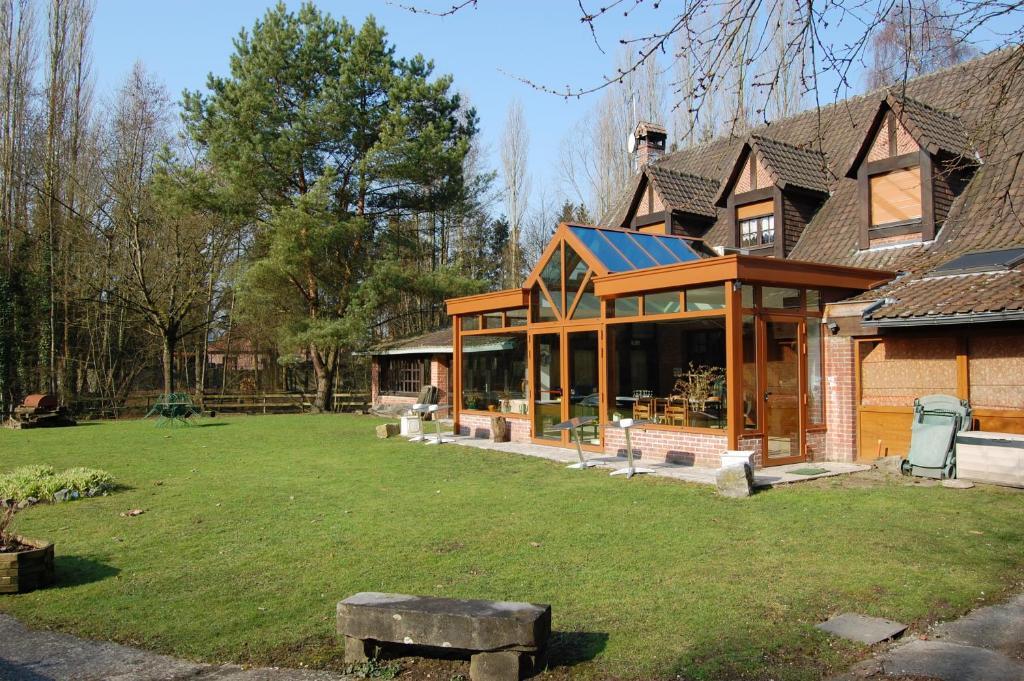Auberge Du Bord Des Eaux - Demi-Pension Assuree Sur Reservation Saint-Amand-les-Eaux Zewnętrze zdjęcie