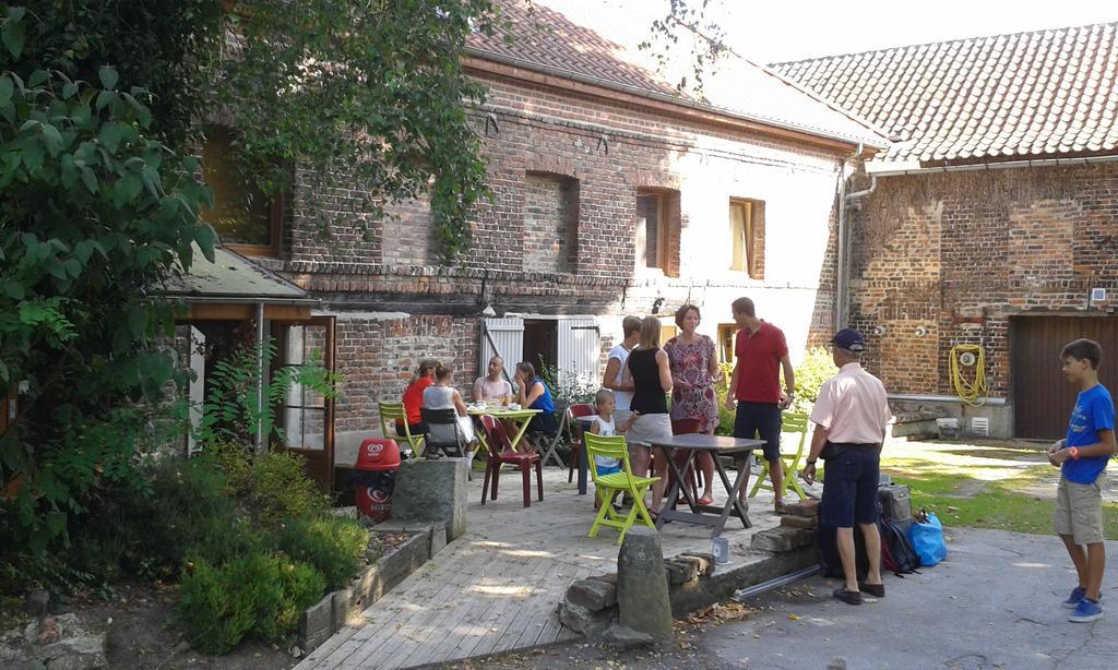 Auberge Du Bord Des Eaux - Demi-Pension Assuree Sur Reservation Saint-Amand-les-Eaux Zewnętrze zdjęcie